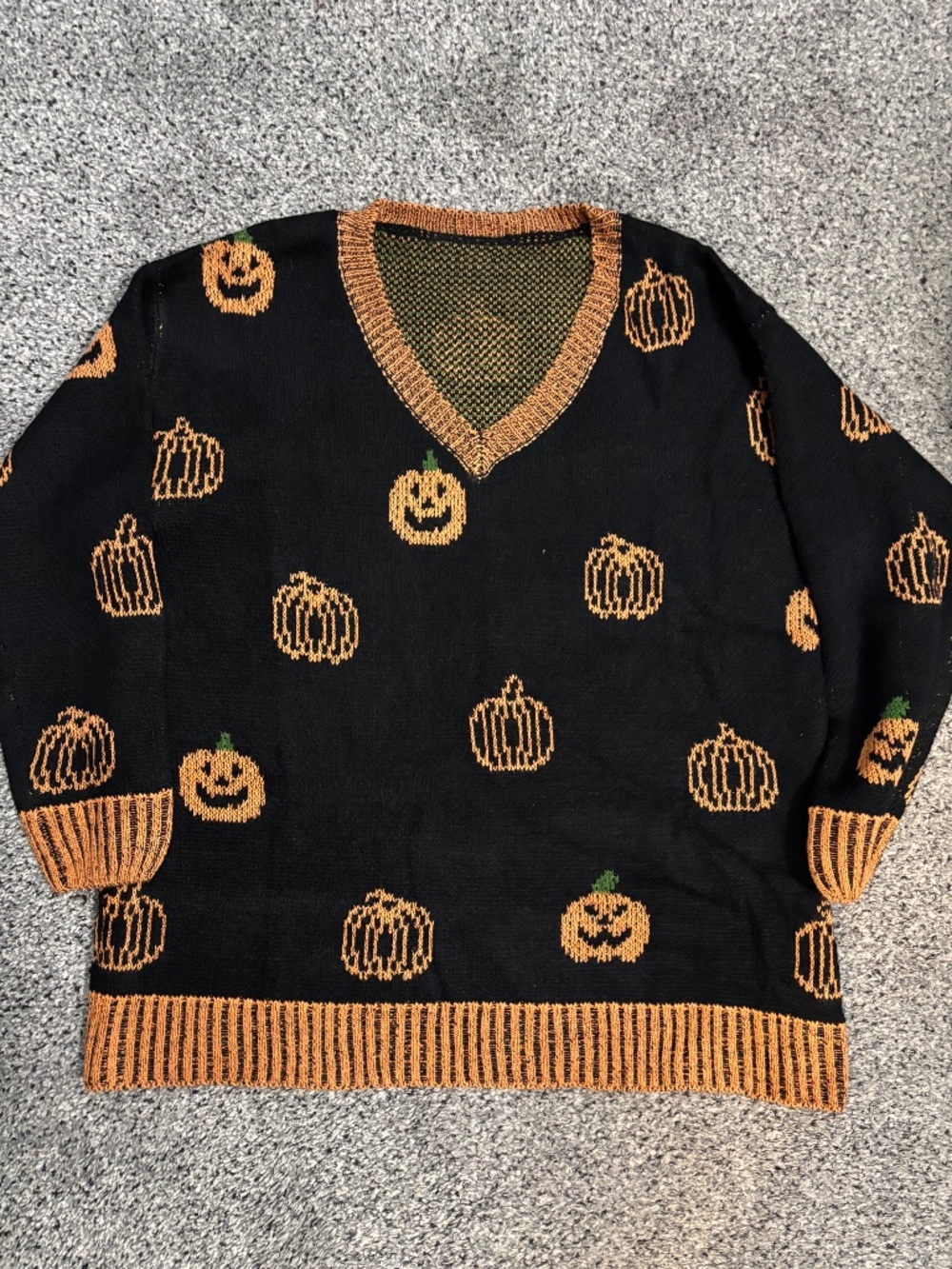 BloomChic pumpkin sweater 10 nwt